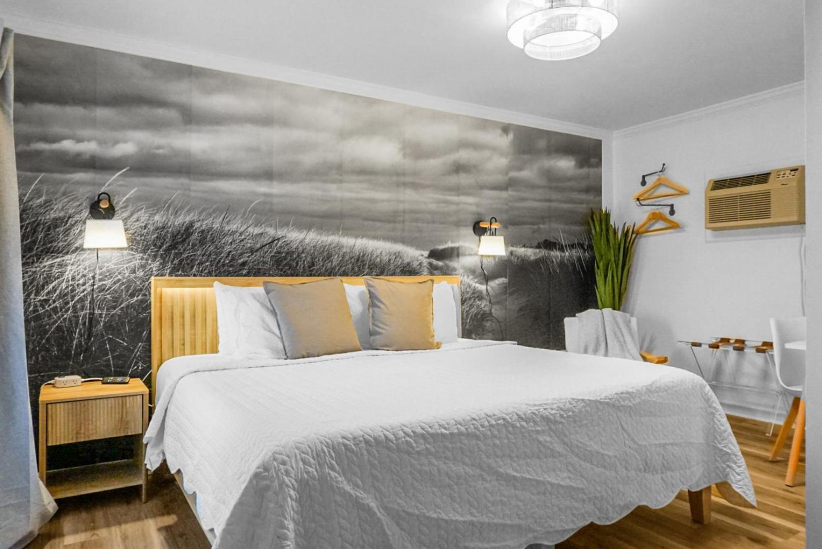 The Boardwalk Inn Кароліна-Біч Екстер'єр фото