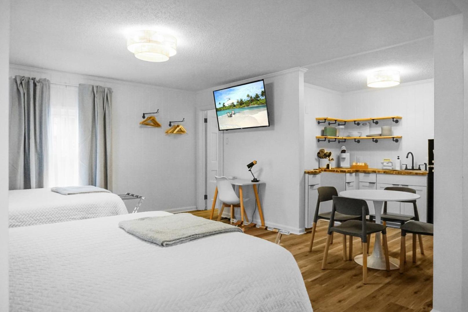 The Boardwalk Inn Кароліна-Біч Екстер'єр фото